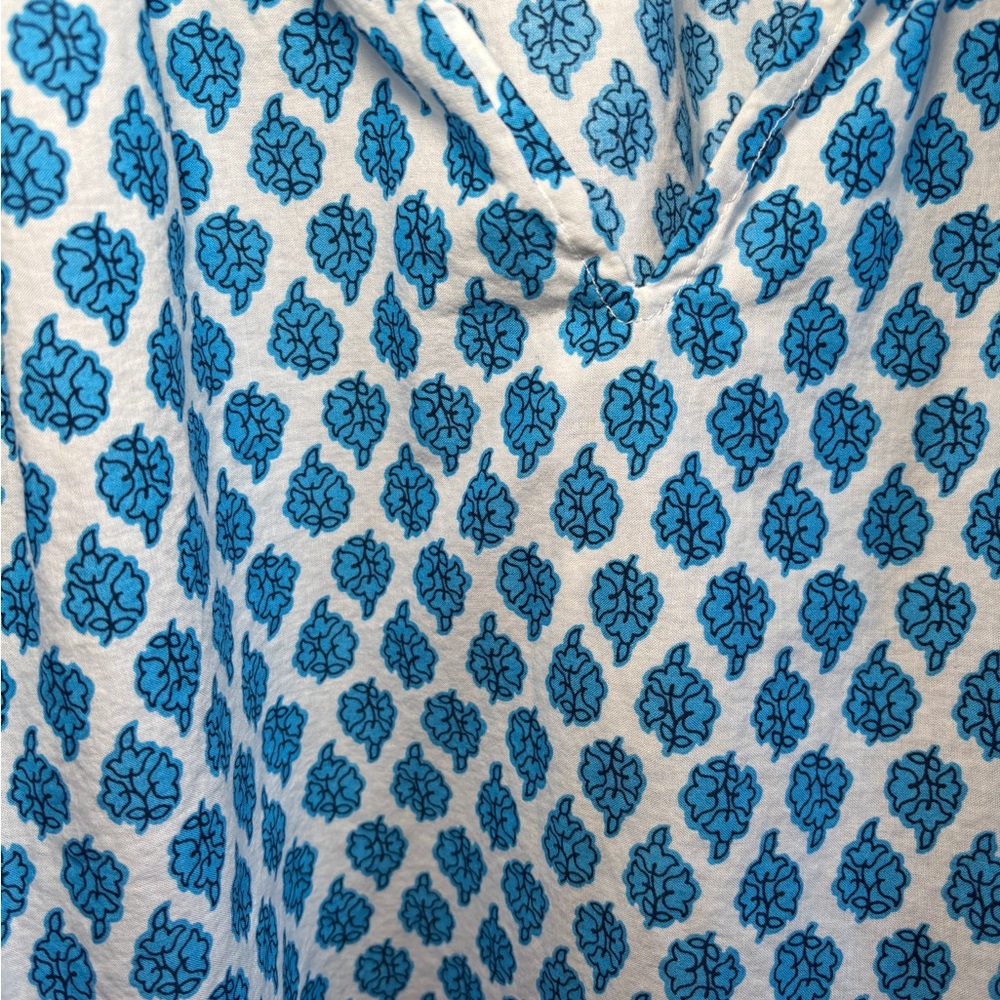 J. Crew 100% Cotton Blue Patterned Women's Top with bell sleeves - Picture 6 of 7